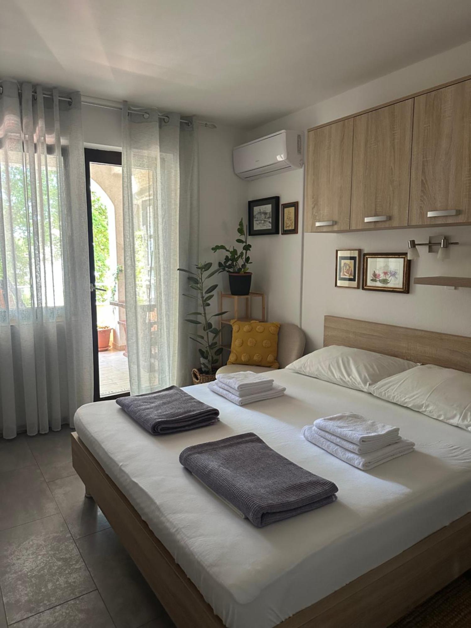 Studio Apartman Stefanija Селце Экстерьер фото